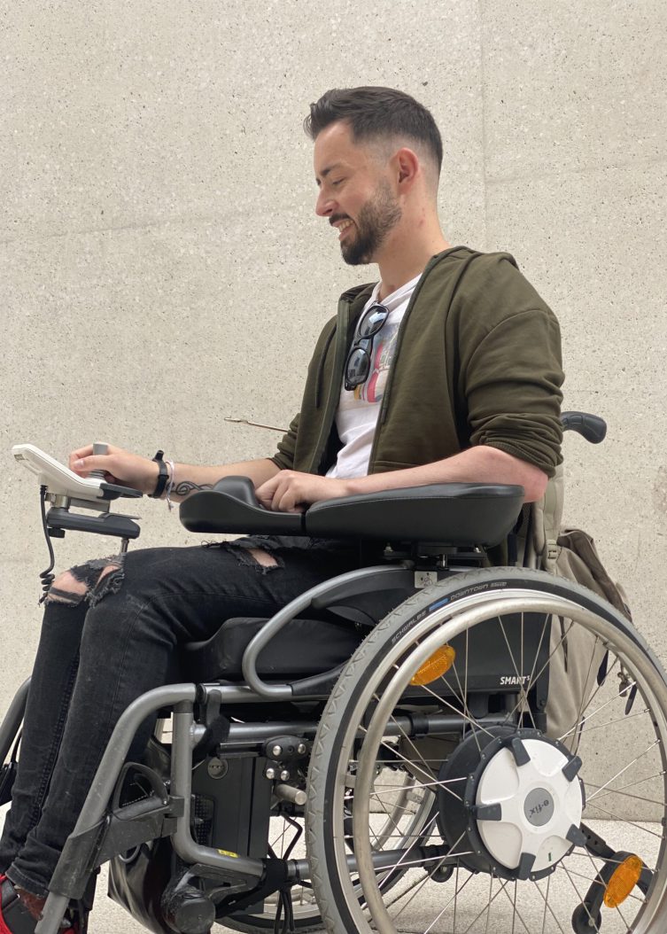Ich im Rollstuhl
