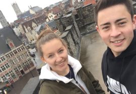 Auf_einer_burg Nele und Timo auf der Burg, auf der einst Robin Hood lebte in Belgien