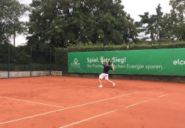 tennis Timo spielt Tennis